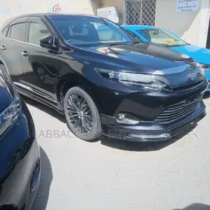 Toyota Harrier 2.0 4WD 2015