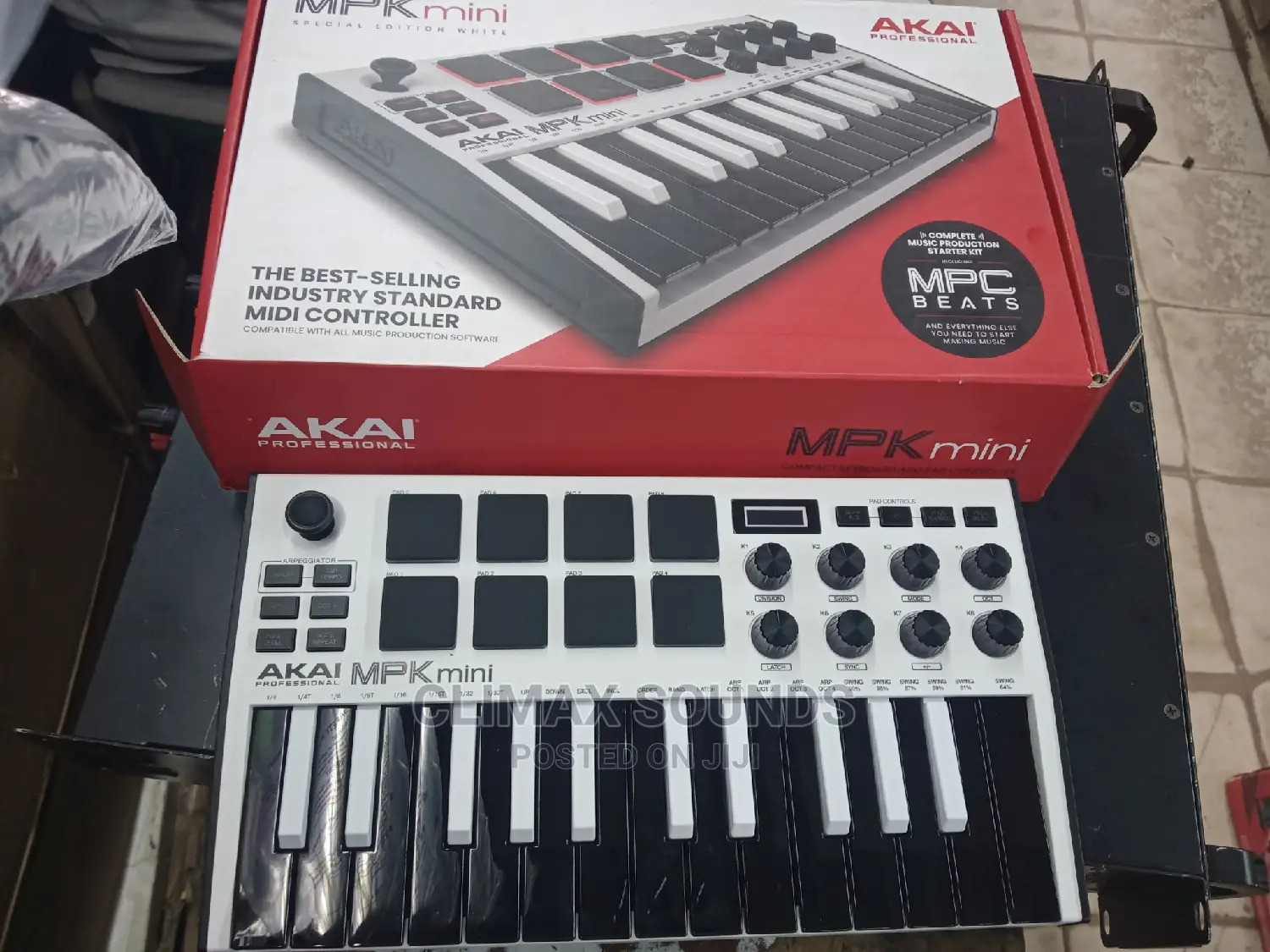 Akai 25 Keys Midi Keyboard