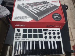Akai 25keys Midi Keyboard - main view
