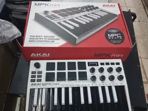 Akai 25 Keys Midi Keyboard