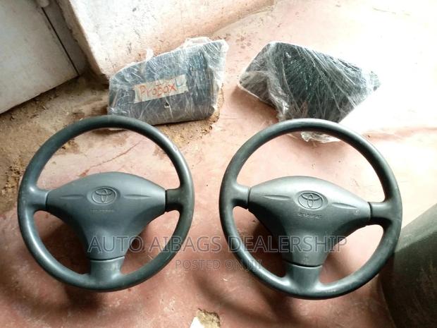 Toyota Probox Dashboard Airbag and Stearing Airbag.