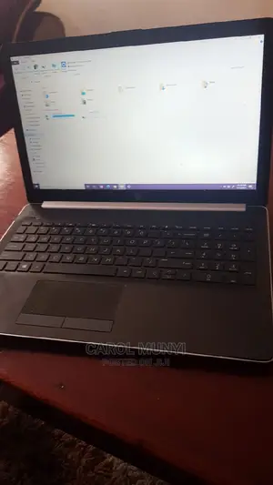 Laptop HP 15-Ra003nia 8GB Intel Core I5 SSD 256GB