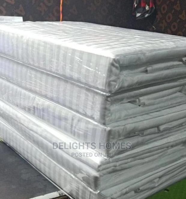 White Stripped Bedsheets 6by6