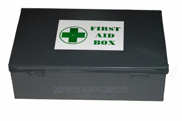 First Aid Box- Fully Equipped Industrial Size Metal Box - thumbnail 2