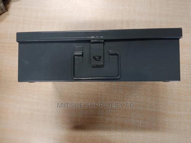 First Aid Box- Fully Equipped Industrial Size Metal Box - thumbnail 4