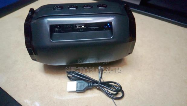 R100 Wireless Bluetooth Speaker With LED Light - thumbnail 4
