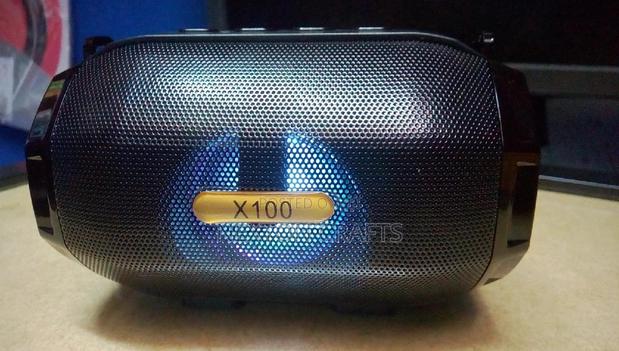 R100 Wireless Bluetooth Speaker With LED Light - thumbnail 3