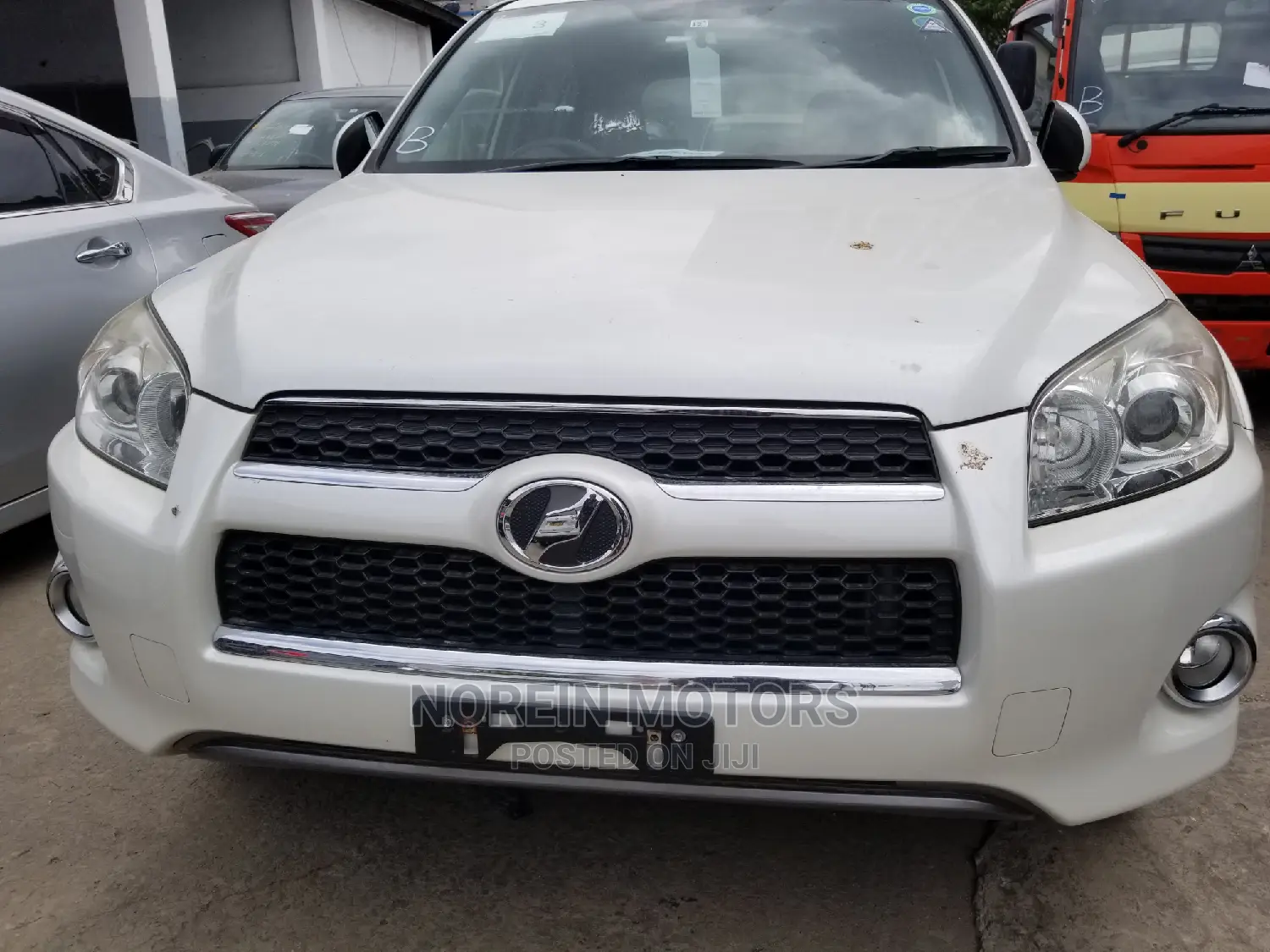 Toyota RAV4 2014 White