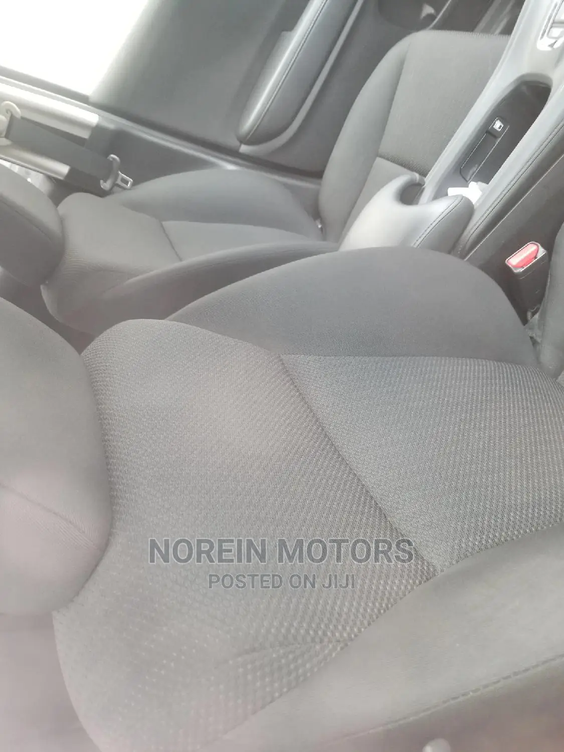 Honda Vezel 2014 Silver