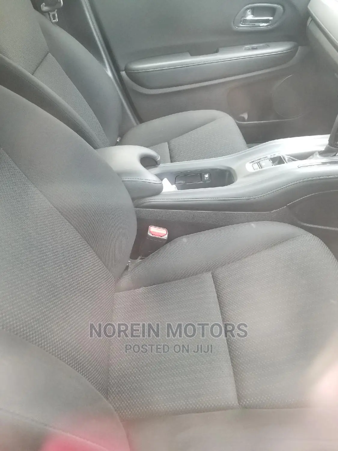Honda Vezel 2014 Silver