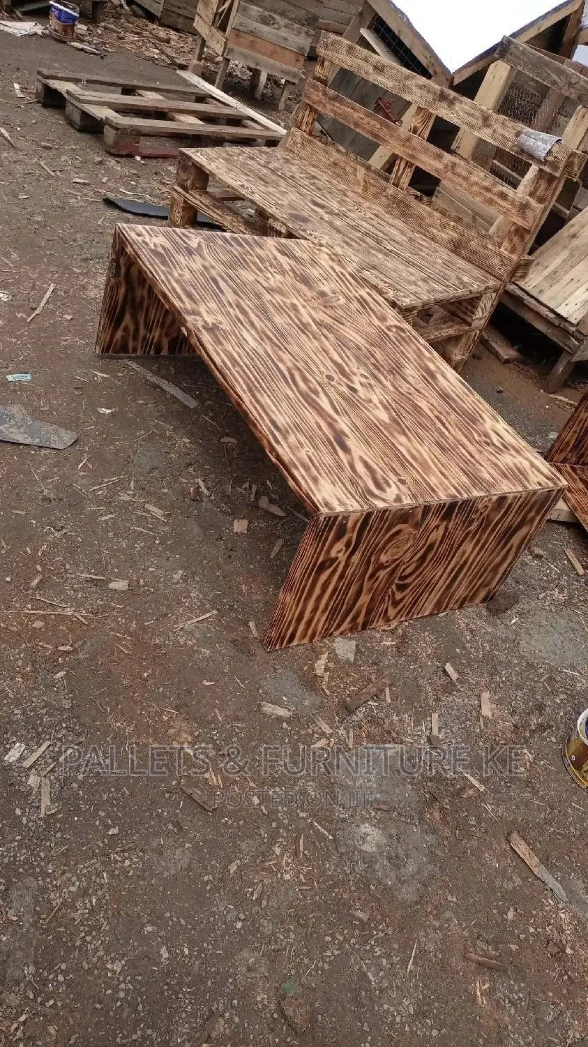 U Coffee Table