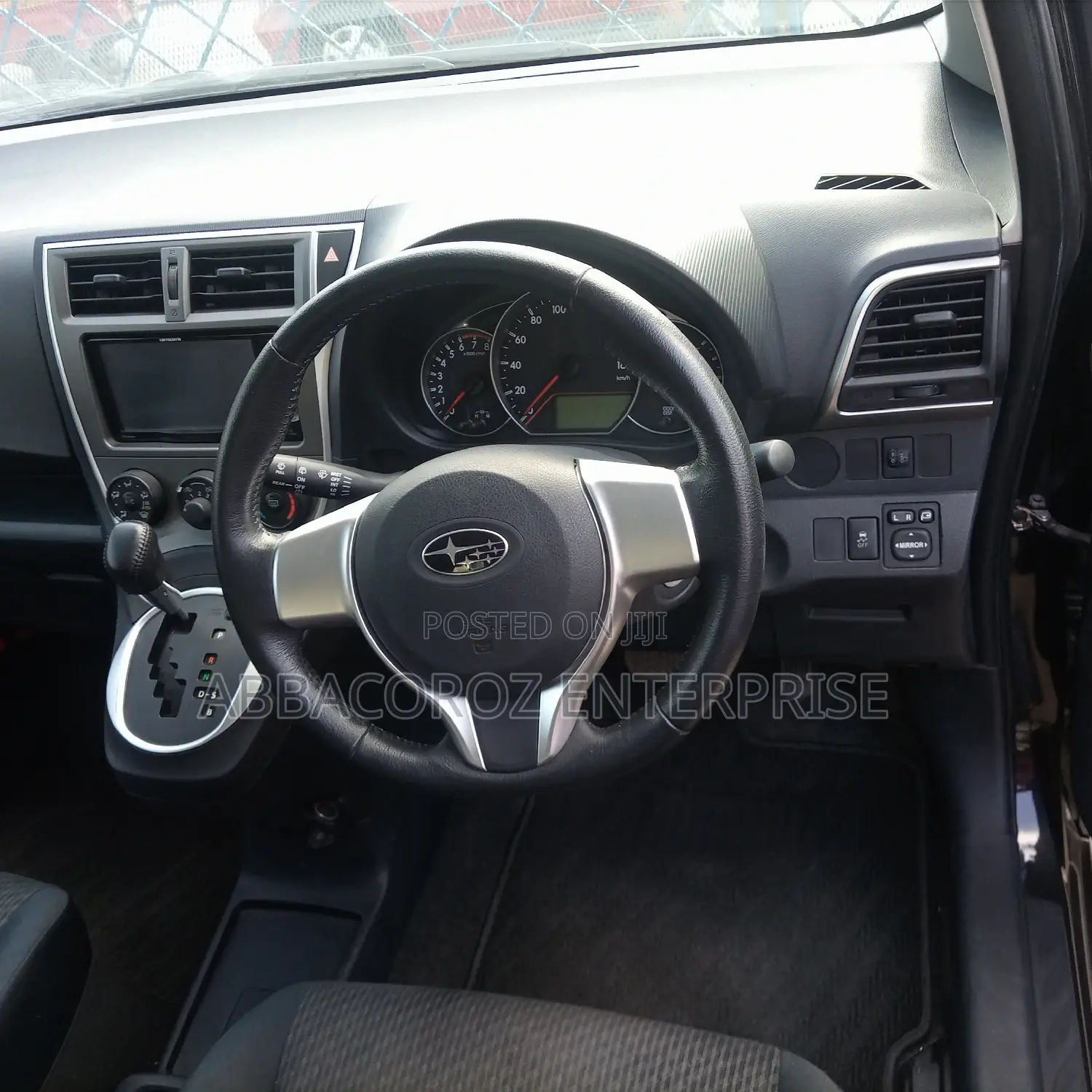 Subaru Trezia 1.3i 2015 Black