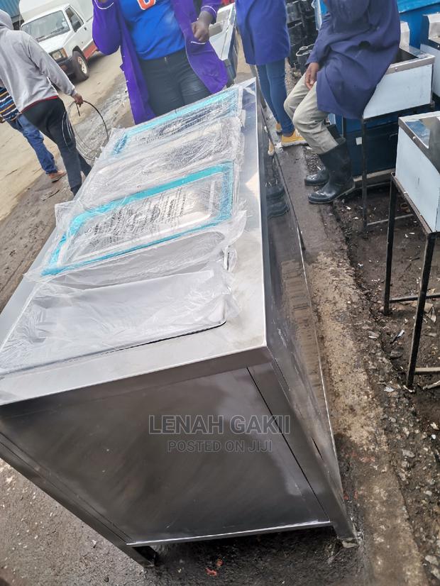 Stainless Steel Food Wormer Display - thumbnail 3