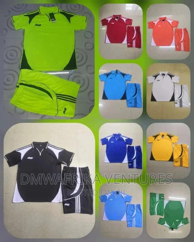 Football Uniforms - thumbnail 3