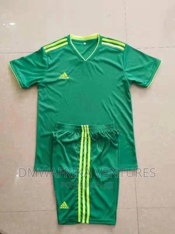 Football Uniforms - thumbnail 17