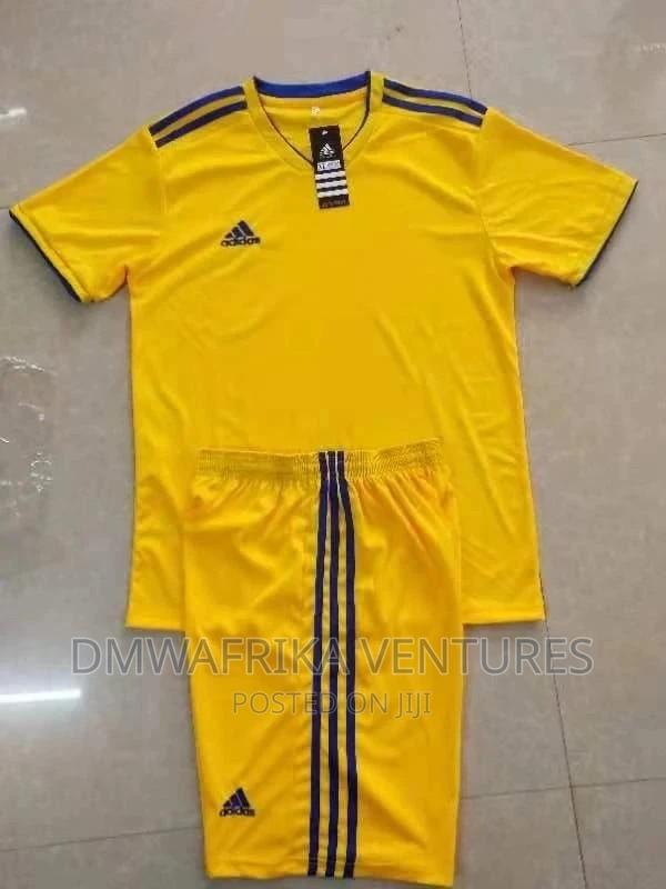 Football Uniforms - thumbnail 19