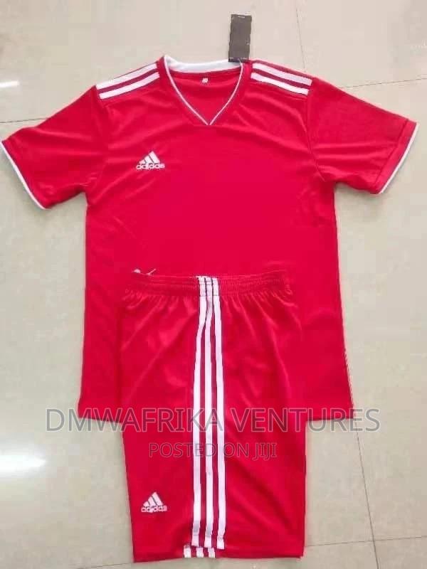 Football Uniforms - thumbnail 20