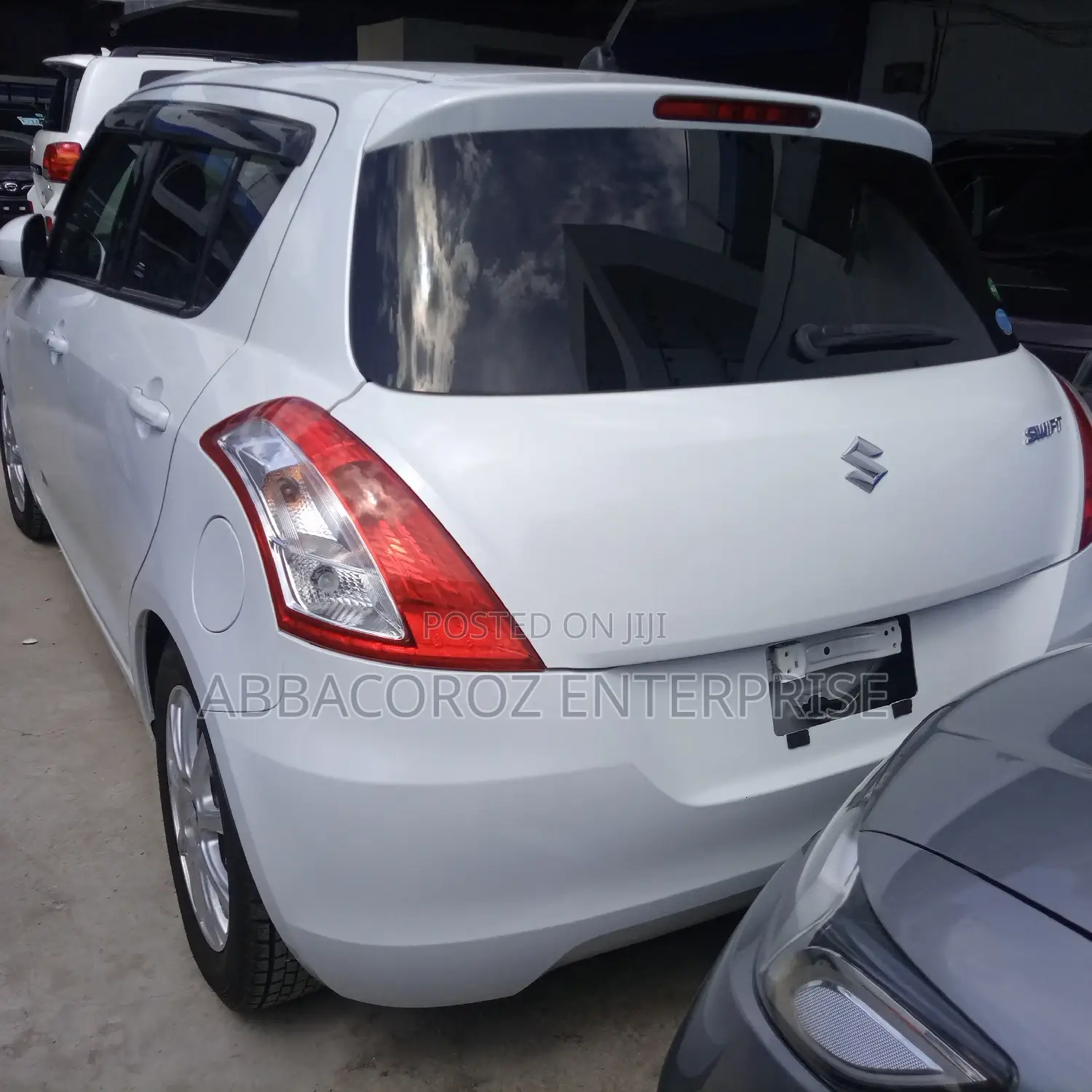 Suzuki Swift 2015 White
