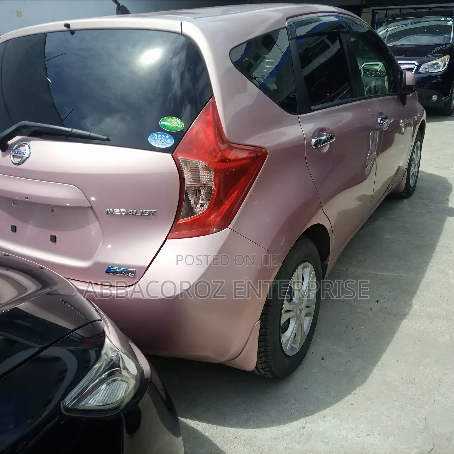 Nissan Note 2015 Pink