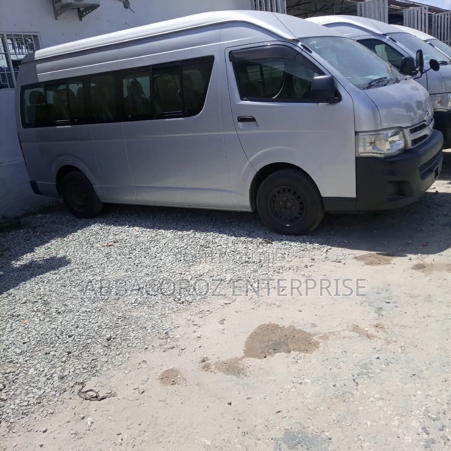 9L Auto Petrol 2015 Model