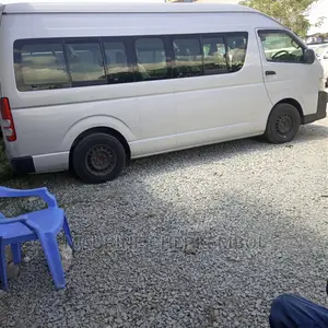 9L Auto Petrol 2015 Model