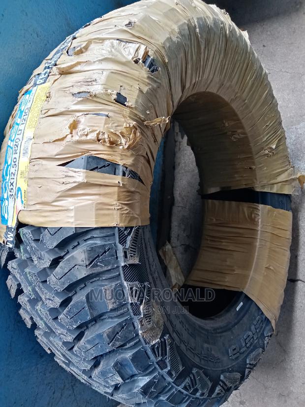 35X12.50R20 Lt Accelera Tyre Made in Indonesia - thumbnail 3