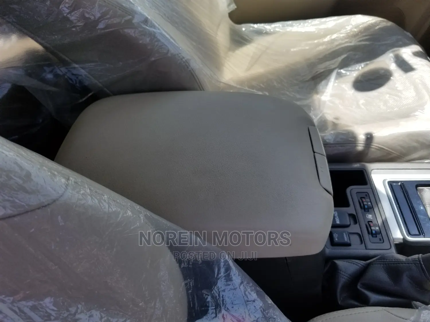 Toyota Land Cruiser Prado 2019 White