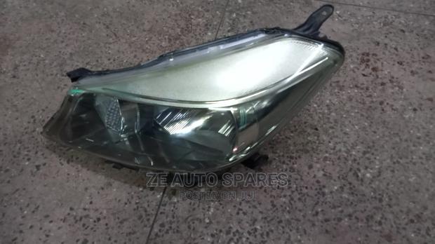 Headlight for Toyota Vitz