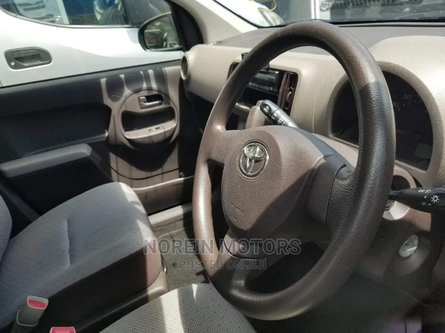 Toyota Passo 2015 Black
