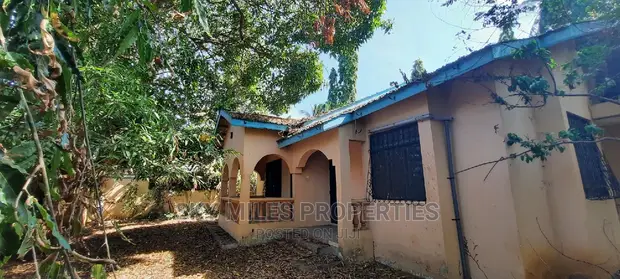 2 Bedrooms Bungalow in Estate Gate, Mtwapa for Sale