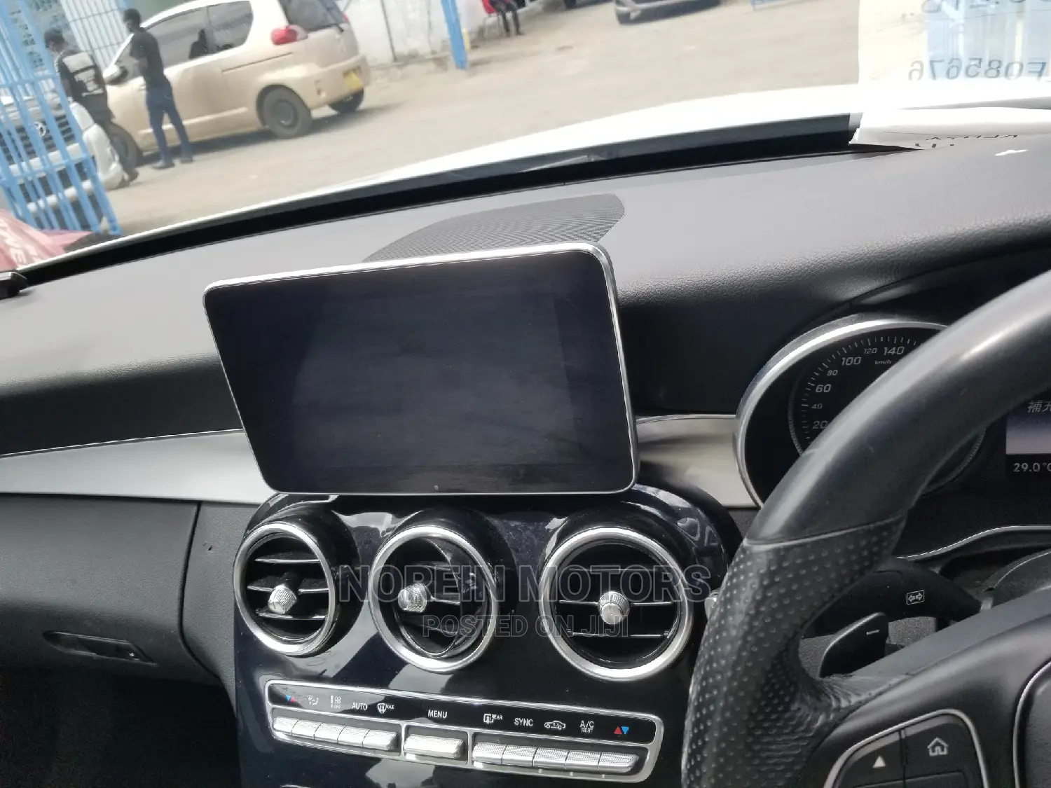 Mercedes-Benz C180 2015 White