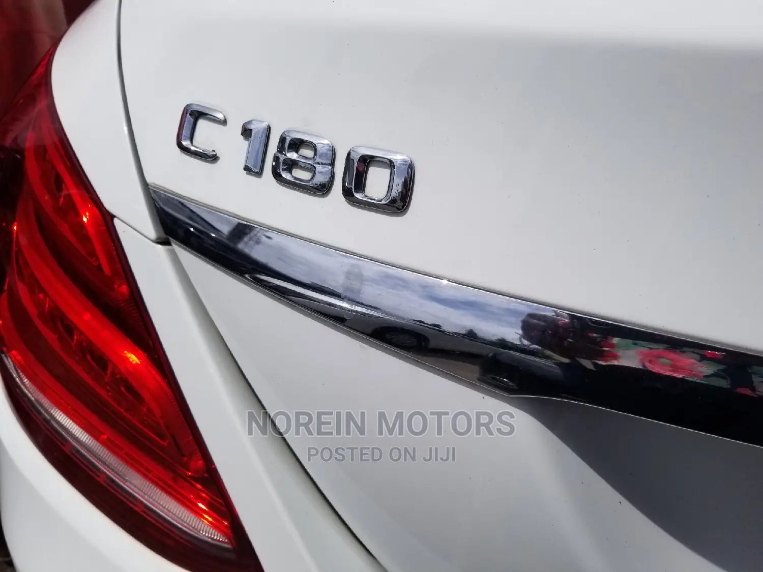 Mercedes-Benz C180 2015 White