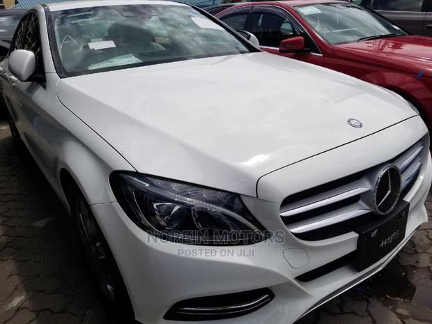 Mercedes-Benz C180 2015 White - thumbnail 3