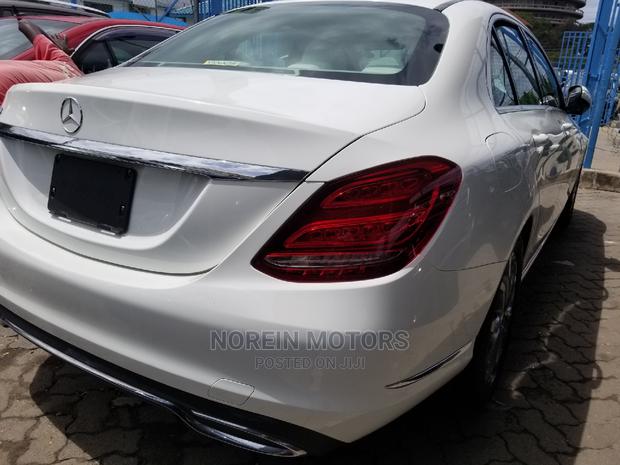 Mercedes-Benz C180 2015 White - thumbnail 2