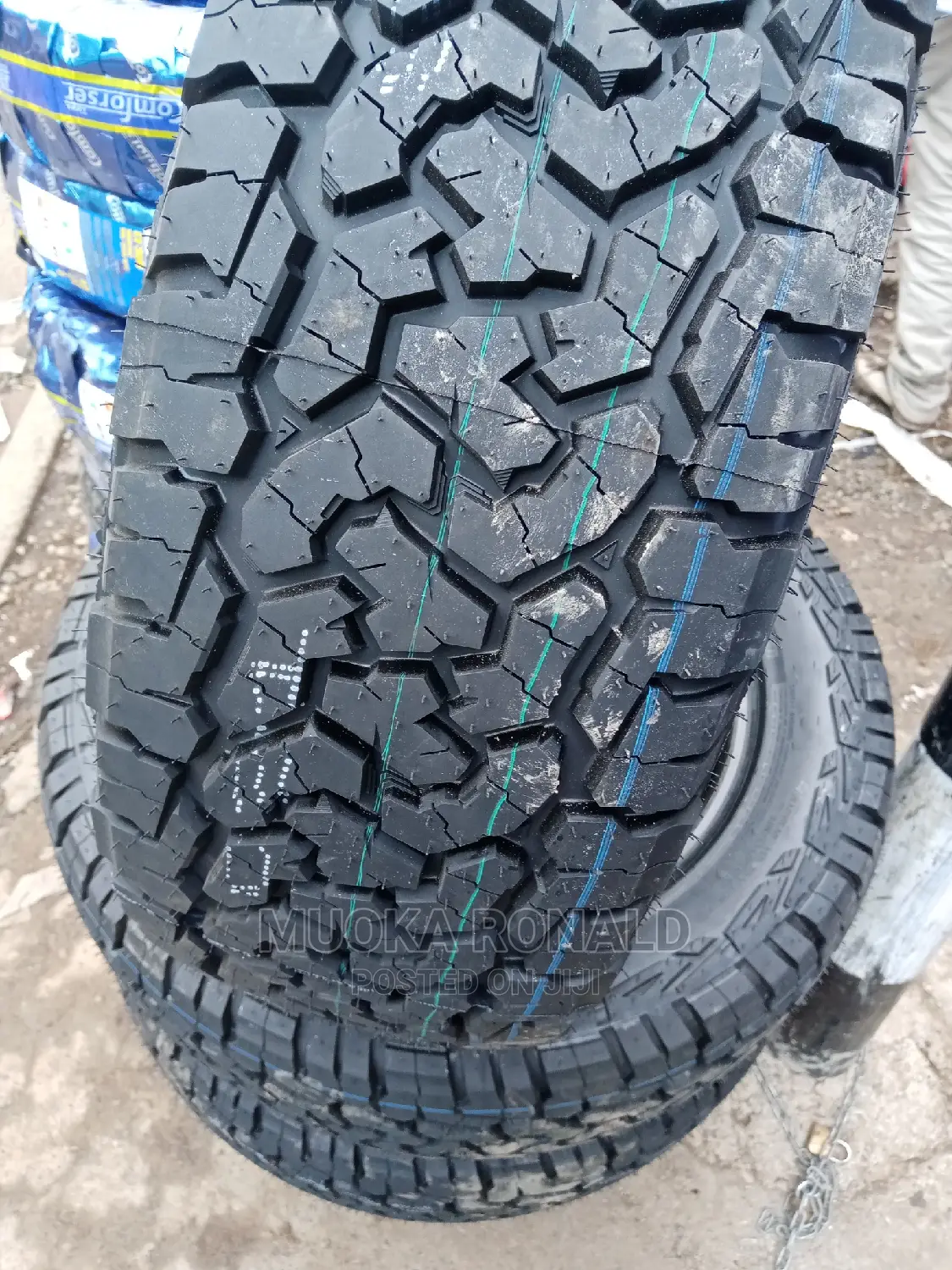 235/60r18 Comfoser Tyre (Cf1100)