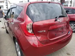 Nissan Note 2015 Red