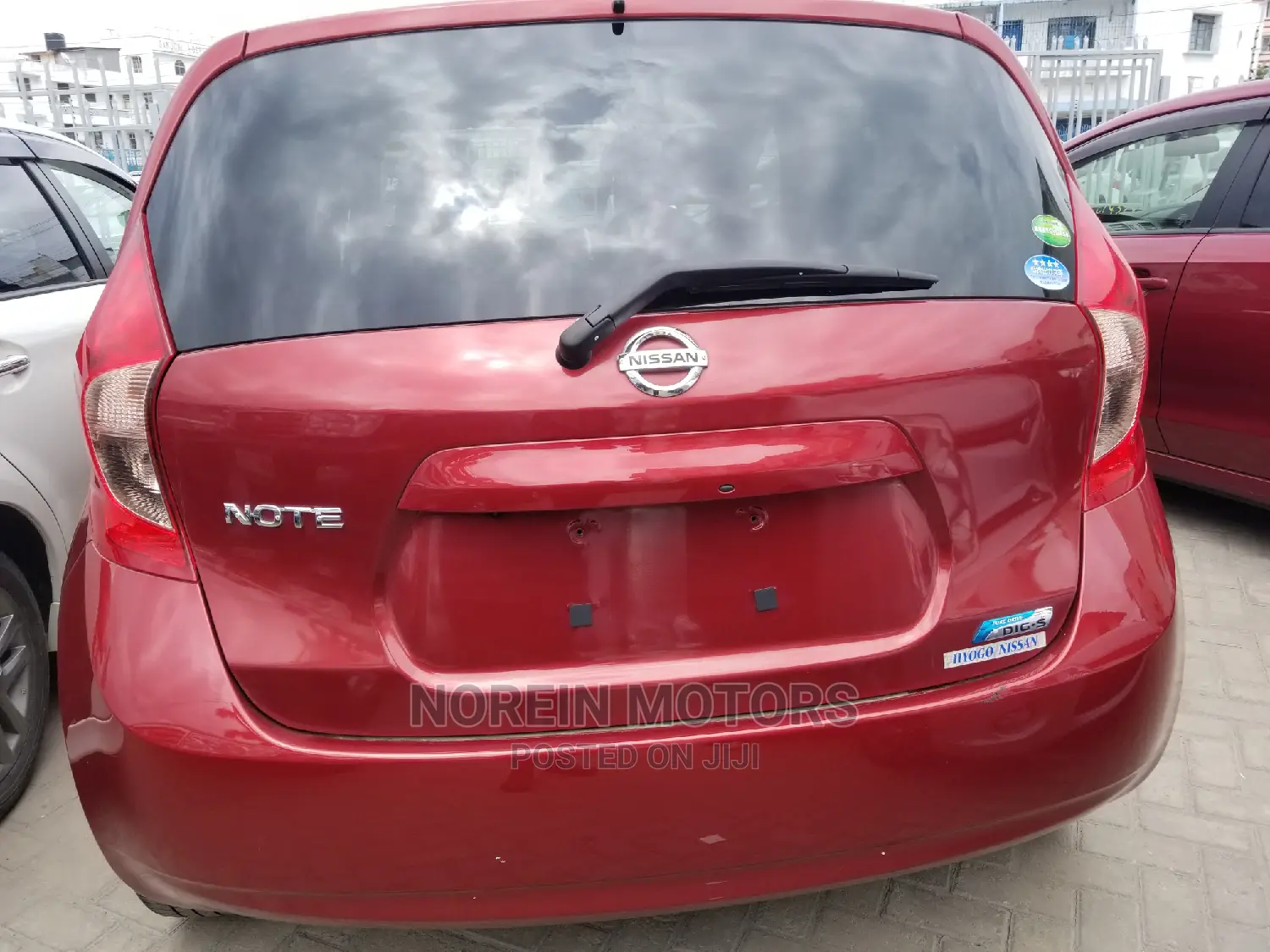 Nissan Note 2015 Red