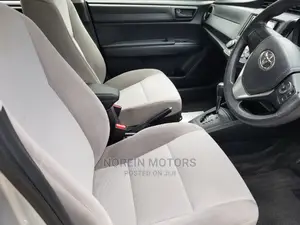 Toyota Axio 2015 Silver