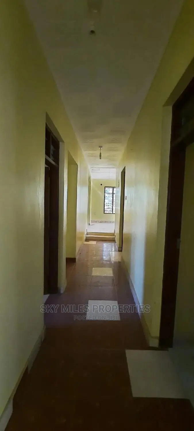 2 Bedrooms Bungalow in Estate Gate, Mtwapa for Sale