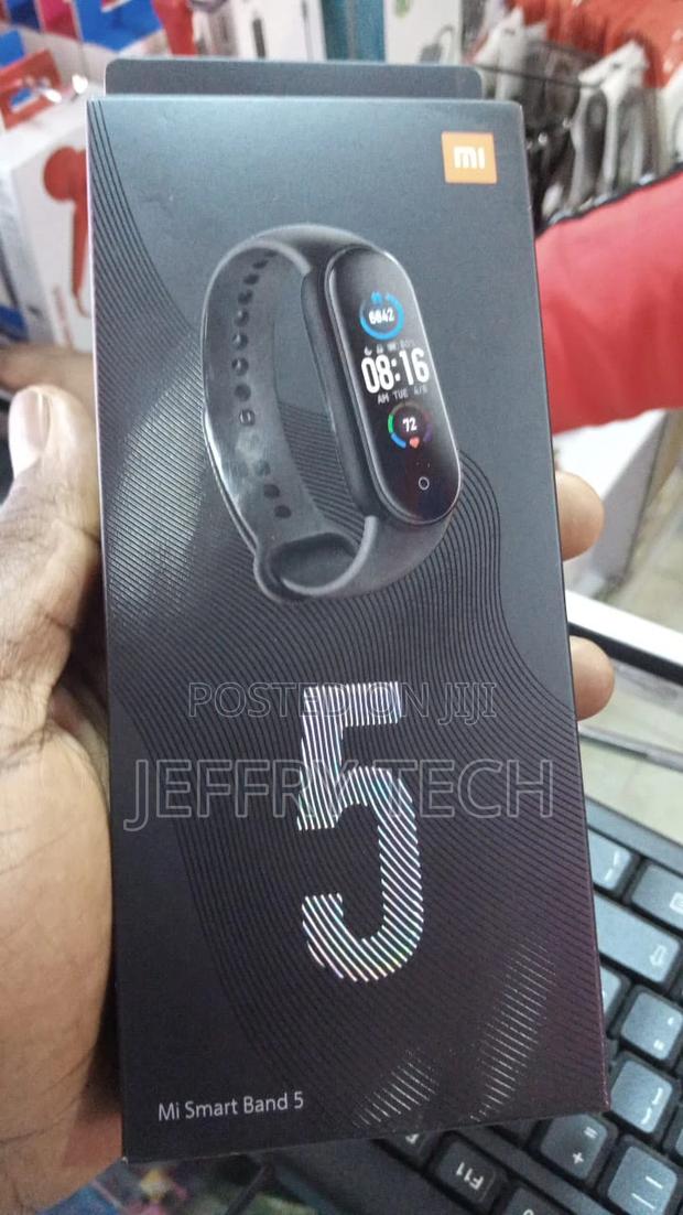 Xiaomi Mi Smart Band 5 - main view