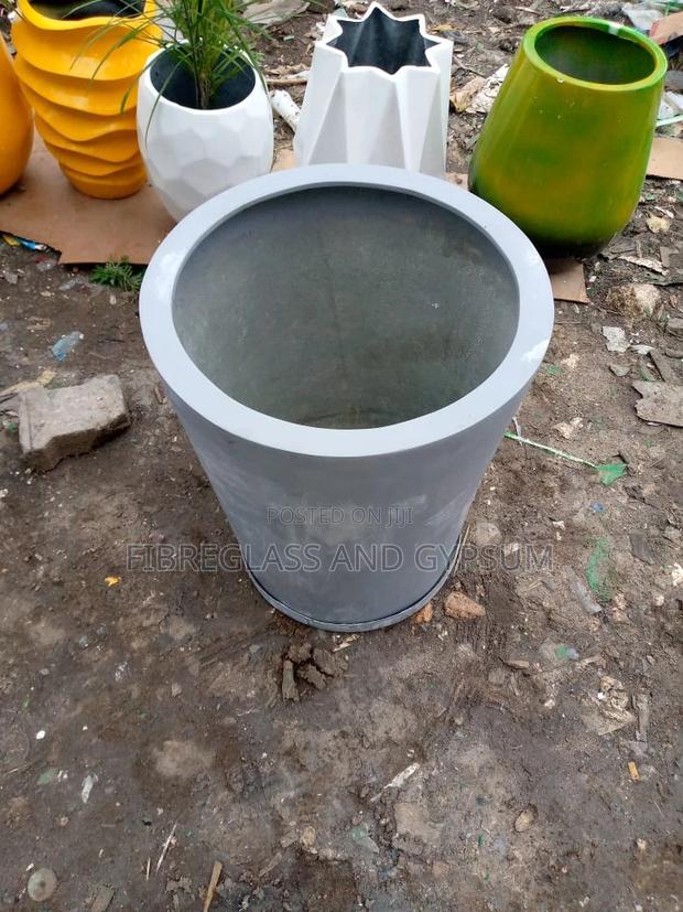 Fibreglass Flower Pots - thumbnail 3