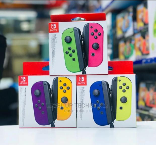 Nintendo Switch Joy-con (L/R) Wireless Controllers. - main view