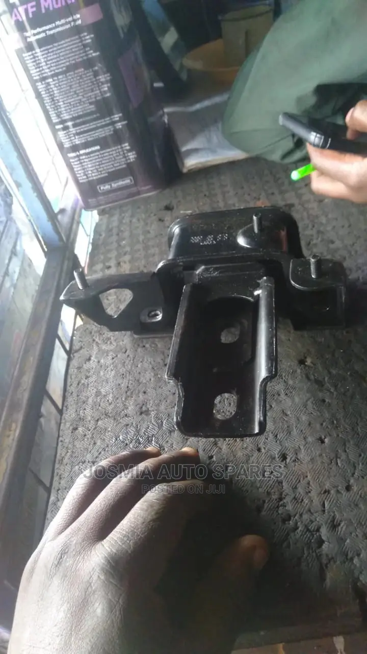 Mazda Demio Gear Box Mountain
