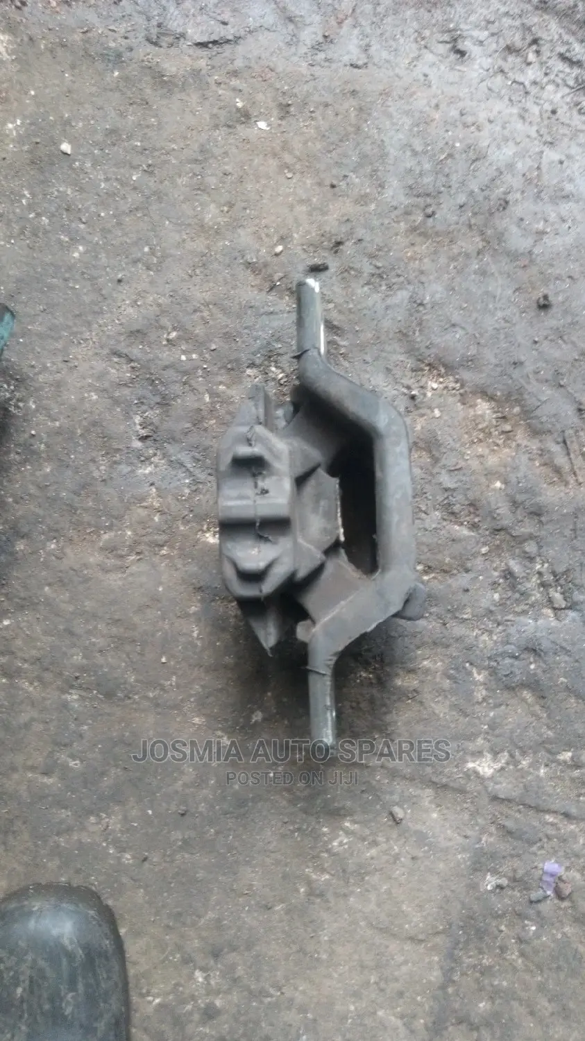 Mazda Demio Gear Box Mountain