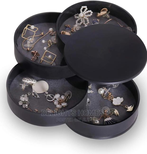4layered Rotating Storage Box - main view
