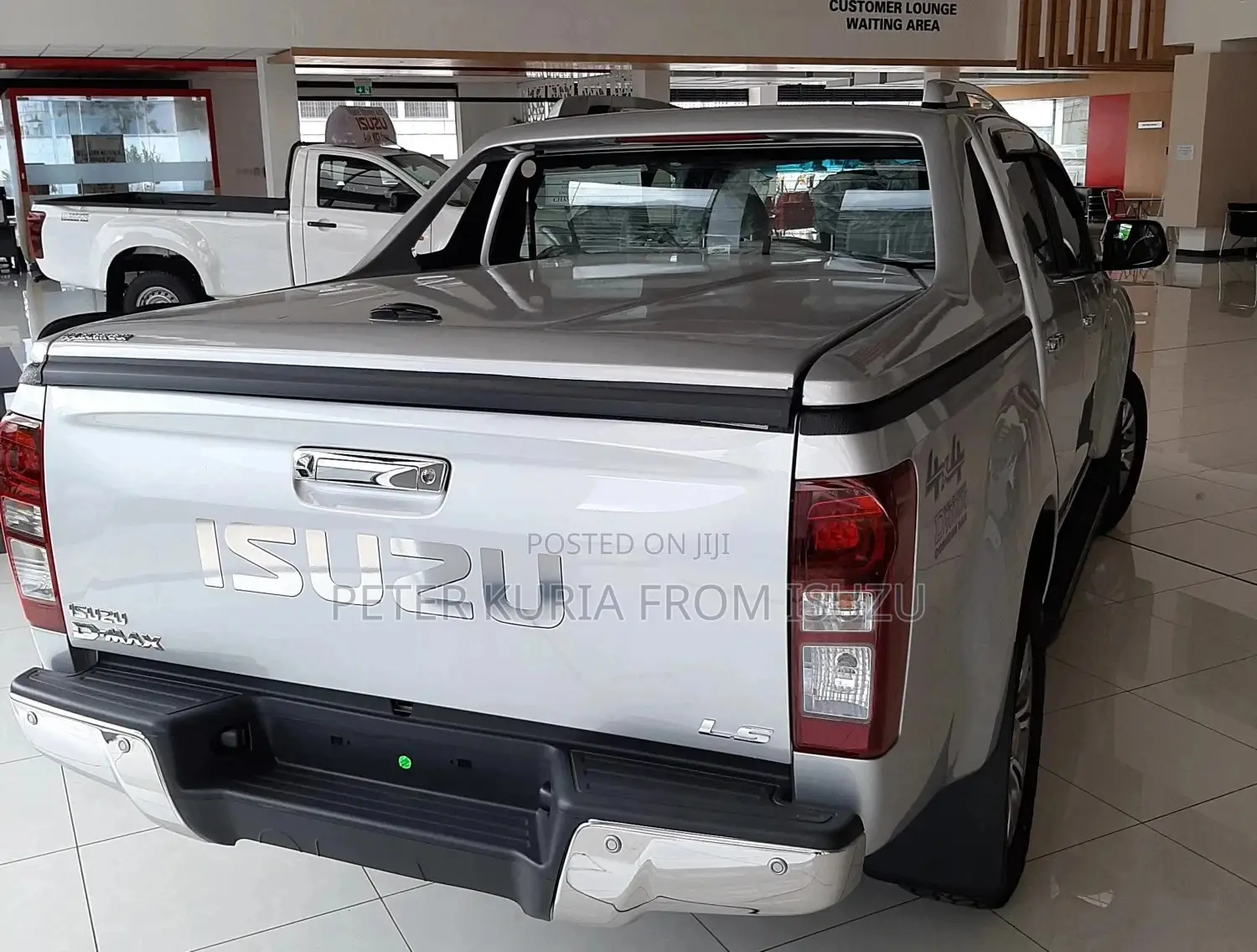 New Isuzu D-MAX 2023 Silver