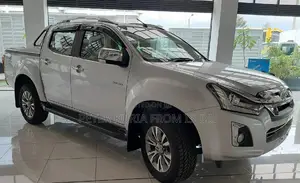 New Isuzu D-MAX 2023 Silver