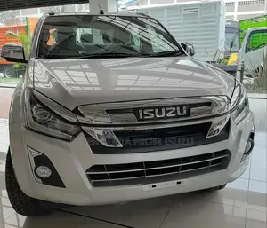 New Isuzu D-MAX 2023 Silver