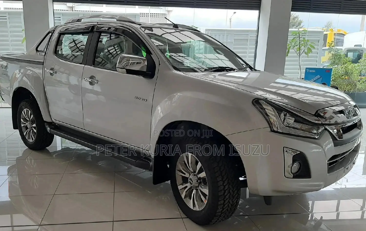 New Isuzu D-MAX 2023 Silver