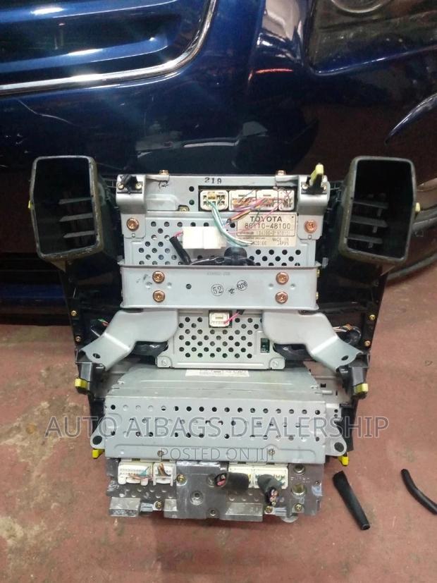 Toyota Harrier 240 a/C Control and Its Screen. - thumbnail 2
